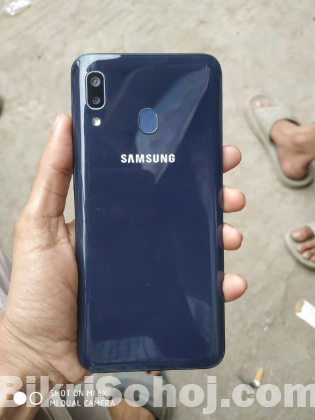Samsung a20